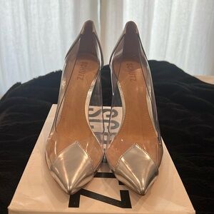 9.5 Schutz Heels